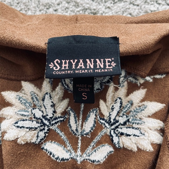 Embroidered Leather Shyanne Jacket - Picture 2 of 3